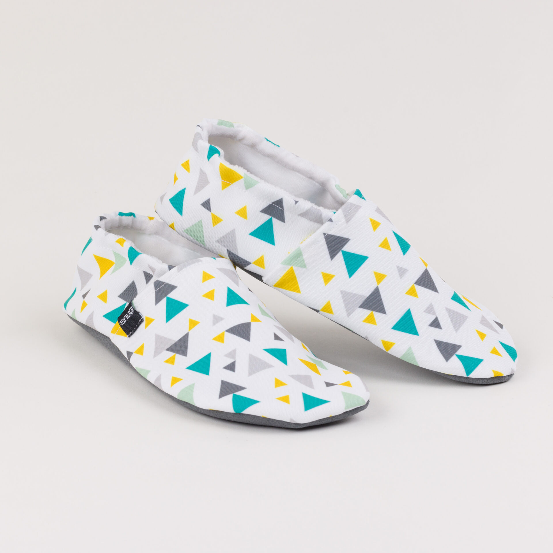 KLASIK ODRASLI ABSTRACT TRIANGELS